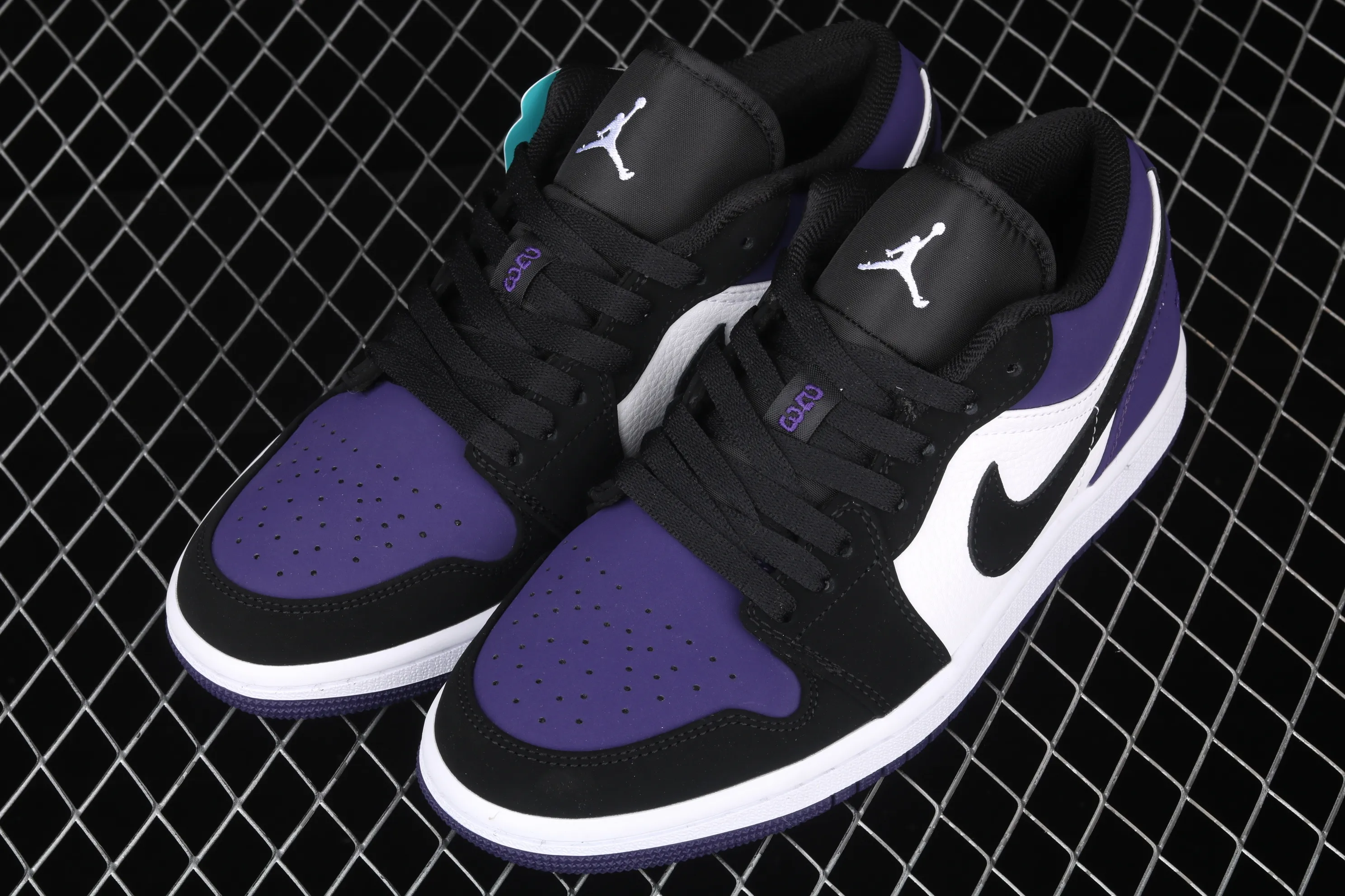 All categories Air Jordan Jordan series basketball shoes Air Jordan 1 Low New version Air Jordan 1 Low Court Purple AJ1 Joe 1 low top suede black purple toe 553558-125